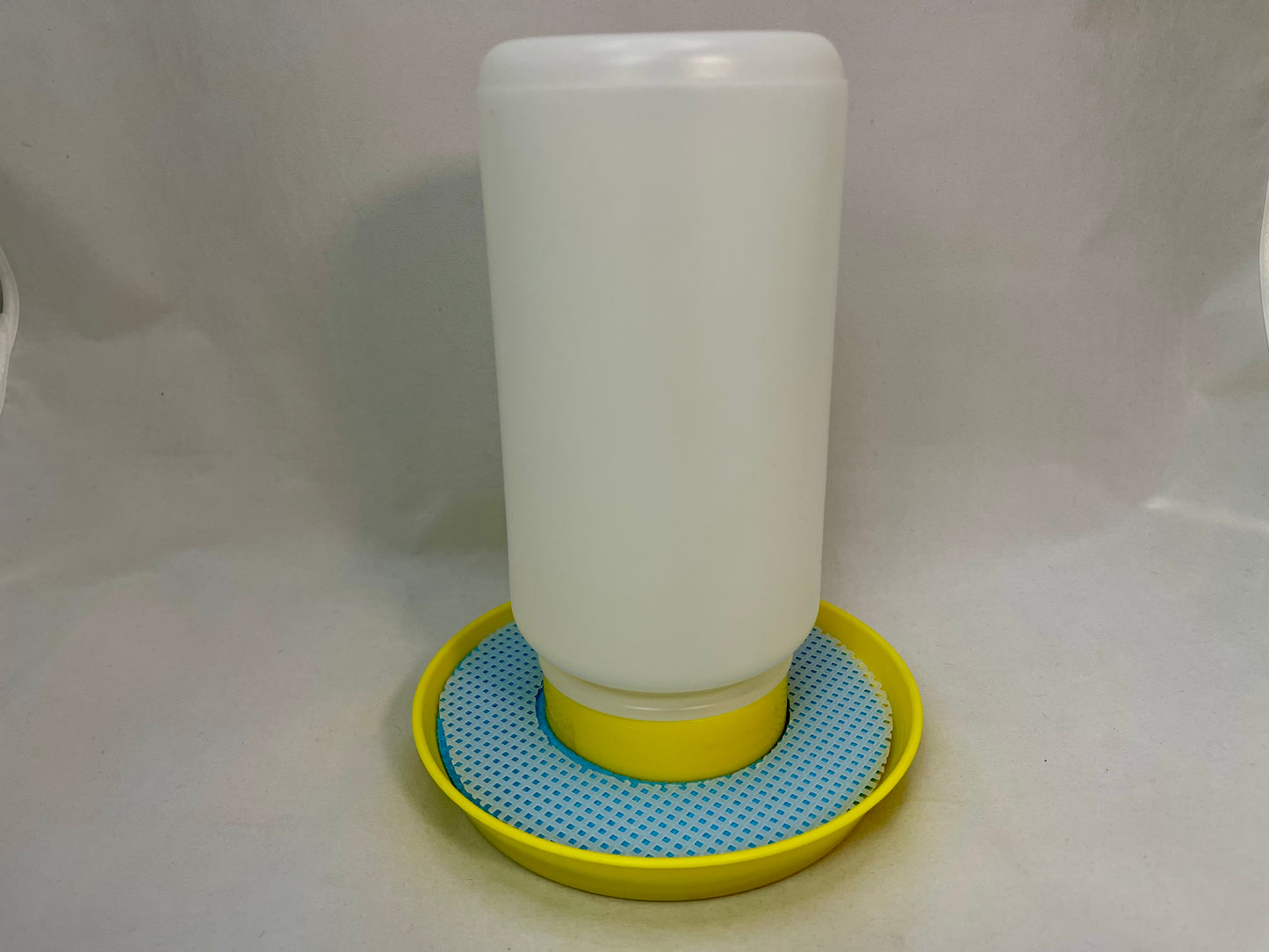Large Cricket Waterer